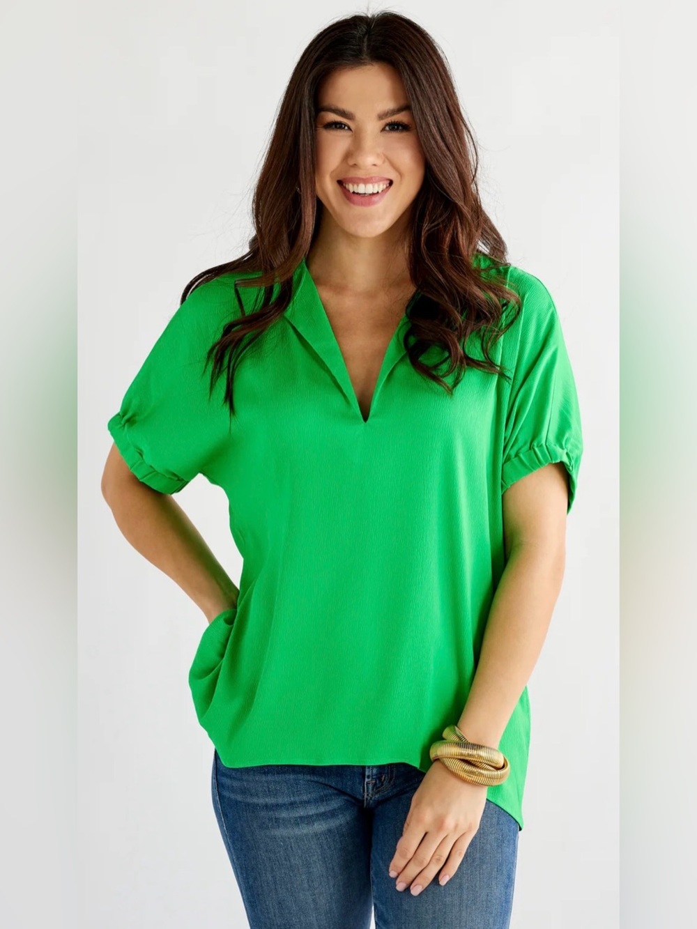 "Betsy" Collared Top in Olive Green From The Brand  Caryn Lawn. 100% Cotton